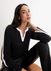 Bluzka z długim rękawem i rozcięciem. Czarne bluzki damskie bonprix, bez wzorów, eleganckie, bez kołnierzyka, bez ramiączek. Za 82.99 zł.