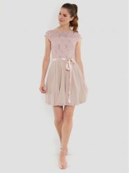 Swing Sukienka koktajlowa 77760510 Różowy Regular Fit. Czerwone sukienki damskie Swing, bez wzorów, z syntetyku, wizytowe, bez ramiączek. Za 549.99 zł.