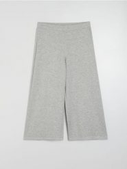 Melanżowe spodnie culotte z dzianiny scuba z domieszką wiskozy - szary. Szare spodnie sportowe damskie Sinsay, l, bez wzorów, z dzianiny, na fitness i siłownię. Za 39.99 zł.