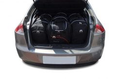Torby Do Bagażnika Renault Laguna Hatchback 2007-2015 4Szt Kjust. Czarne torby podróżne KJUST, bez wzorów, z kauczuku. Za 1,227.00 zł.