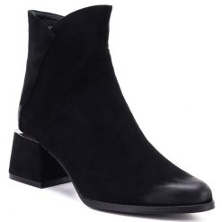 Botki damskie na obcasie zamszowe czarne Potocki SZ12875. Czarne botki damskie POTOCKI, ze skóry ekologicznej, bez obcasa, na obcasie, bez zapięcia. Za 169.99 zł.