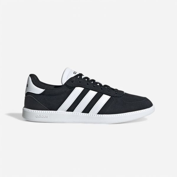 Sneakersy damskie ADIDAS Breaknet Sleek. Czarne obuwie sportowe damskie Adidas, z kauczuku, bez zapięcia, trekkingowe. Za 169.99 zł.