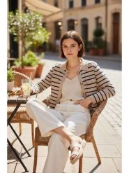 ASSUILI Kardigan w kolorze beżowym rozmiar: 36. Brązowe kardigany damskie Assuili, bez wzorów. Za 121.99 zł.