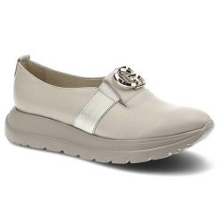 Beżowe Półbuty Lamanti Eleganckie Skórzane Mokasyny Damskie. Brązowe mokasyny damskie LAMANTI, ze skóry, bez obcasa. Za 255.00 zł.