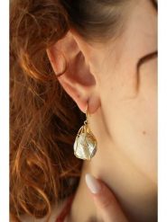 Pierres delicates Kolczyki w kolorze białym z perłami rozmiar: onesize. Białe kolczyki damskie Pierres delicates, z perłą, z mosiądzu. Za 87.40 zł.