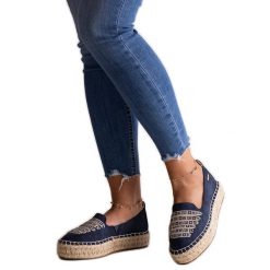 Granatowe espadryle Big Star JJ274889 niebieskie. Niebieskie espadryle damskie bez wzorów, z materiału, bez obcasa, na platformie. Za 158.90 zł.