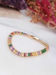 Pierres de Jade Pozłacana bransoletka z cyrkoniami rozmiar: onesize. Żółte bransoletki damskie Pierres de Jade, pozłacane. Za 39.99 zł.