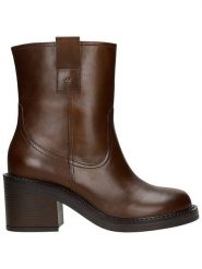 Wojas Skórzane botki w kolorze brązowym rozmiar: 40. Brązowe botki damskie Wojas, eleganckie, z okrągłym noskiem, bez obcasa, bez zapięcia. Za 402.20 zł.