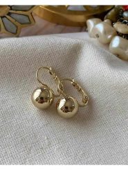 Luseera Pozłacane kolczyki rozmiar: onesize. Żółte kolczyki damskie Luseera, pozłacane. Za 39.99 zł.