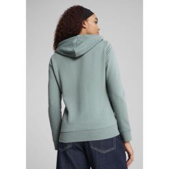 Damska bluza z kapturem ESS METALLIC PUMA Green Moon Metallic Silver. Szare bluzy damskie Puma, s, bez wzorów, z kapturem. W wyprzedaży za 124.00 zł.