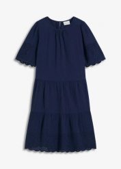 Sukienka z muślinu z ażurowym haftem. Niebieskie sukienki damskie bonprix, w ażurowe wzory, bez ramiączek. Za 169.99 zł.