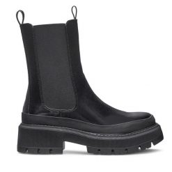 Botki DeeZee. Czarne botki damskie DeeZee, bez obcasa, na płaskiej podeszwie, bez zapięcia. Za 89.99 zł.