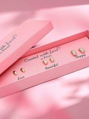 Created with Love 3-częściowy zestaw kolczyków-wkrętek "Flame" z cyrkoniami rozmiar: onesize. Żółte kolczyki damskie Created with Love, z cyrkonią, z mosiądzu. Za 56.99 zł.