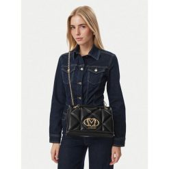 Torebka LOVE MOSCHINO. Czarne torebki klasyczne damskie Love Moschino, bez dodatków. Za 1,029.00 zł.