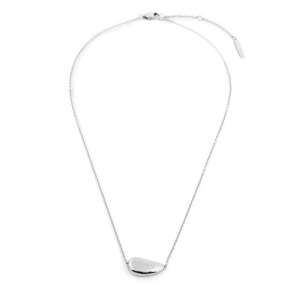 Naszyjnik Calvin Klein. Szare naszyjniki damskie Calvin Klein, srebrne. Za 269.99 zł.