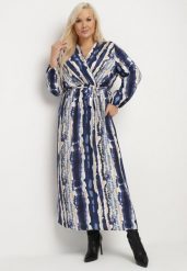 Niebieska Kopertowa Sukienka z Wiskozą i Paskiem w Talii Noranea. Niebieskie sukienki damskie Born2be, bez wzorów, z wiskozy, eleganckie, bez ramiączek. W wyprzedaży za 101.99 zł.