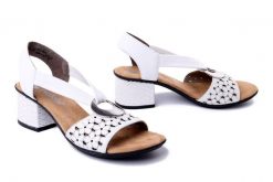 RIEKER 64677-80 white, sandały damskie. Białe sandały damskie Rieker, bez wzorów, z gumy, bez obcasa, na obcasie, bez zapięcia. Za 254.92 zł.