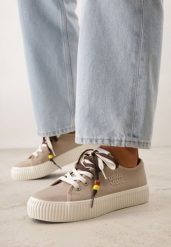 Beżowe Trampki Pod Kostkę na Grubej Podeszwie z Podwójnym Sznurowaniem Callixera. Brązowe trampki damskie Born2be, bez wzorów, z jeansu, bez zapięcia. Za 109.99 zł.