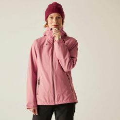 Kurtka damska 3 w 1 Wentwood. Czerwone kurtki damskie Regatta, bez wzorów, z puchu, bez kaptura. W wyprzedaży za 499.99 zł.
