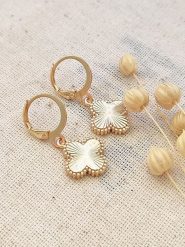 Atelier MIU Pozłacane kolczyki-wkrętki rozmiar: onesize. Żółte kolczyki damskie atelier MIU, pozłacane. Za 56.93 zł.