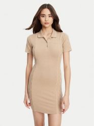 Guess Sukienka dzianinowa V5YK00 KCX12 Beżowy Regular Fit. Brązowe sukienki damskie Guess, z aplikacjami, z dzianiny, bez ramiączek. Za 199.99 zł.