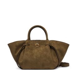 Torebka Guess. Brązowe torebki klasyczne damskie Guess, bez dodatków. Za 634.99 zł.