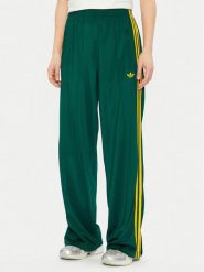 Adidas Spodnie dresowe adicolor Classic Firebird JP2314 Zielony Loose Fit. Zielone spodnie dresowe damskie Adidas, xl, bez wzorów, z dresówki. Za 349.99 zł.