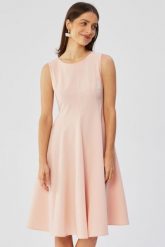 Elegancka rozkloszowana sukienka koktajlowa pudrowy róż. Czerwone sukienki damskie Stylove, bez wzorów, eleganckie, bez ramiączek. Za 429.00 zł.