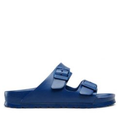 Klapki Birkenstock. Niebieskie klapki damskie Birkenstock, bez wzorów, bez obcasa, bez zapięcia. Za 159.99 zł.