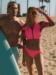 4F Dół od bikini damski - różowy XL. Czerwone bikini 4F, bez wzorów, z dzianiny. Za 49.99 zł.