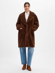 BOSS Orange płaszcz z futra typu teddy Kobiety Sztuczne włókno brązowy, 36. Brązowe płaszcze damskie BOSS Orange, bez wzorów, z włókna, bez kaptura. Za 1,349.95 zł.