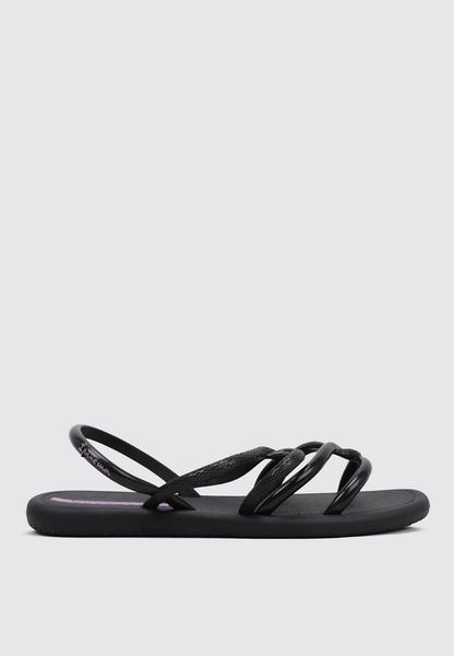 Sandały damskie Ipanema 27135AV559. Czarne sandały damskie Ipanema, bez wzorów, z materiału, bez obcasa, bez zapięcia. Za 79.00 zł.