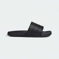 Klapki Adilette Comfort 2.0. Czarne klapki damskie Adidas, bez wzorów, bez obcasa, bez zapięcia. Za 199.00 zł.