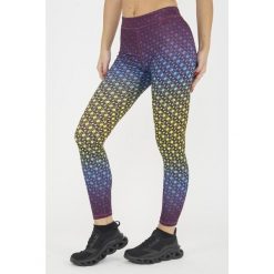 Legginsy do treningu damskie NETMESH fioletowe żółte fluo. Fioletowe legginsy damskie ELPLAYER, bez wzorów, z dżerseju. W wyprzedaży za 84.50 zł.