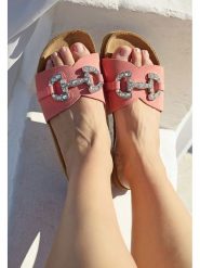 BABUNKERS Family Skórzane klapki w kolorze jasnoróżowym rozmiar: 39. Różowe klapki damskie BABUNKERS Family, bez wzorów, z otwartym noskiem, bez obcasa, bez zapięcia. Za 173.99 zł.