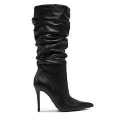 Kozaki Steve Madden. Czarne kozaki damskie Steve Madden, bez obcasa, na szpilce, bez zapięcia. Za 739.99 zł.