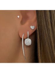 Les Petites Précieuses Srebrne kolczyki z cyrkoniami rozmiar: onesize. Szare kolczyki damskie Les Petites Précieuses, z cyrkonią, srebrne. Za 127.35 zł.