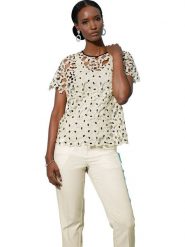 WITT WEIDEN Bluzka w kolorze kremowym rozmiar: 42. Brązowe bluzki damskie WITT WEIDEN, bez wzorów, z koronki, bez kołnierzyka, bez ramiączek. Za 82.99 zł.