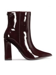 Nine West Botki WFA2829-1 Bordowy. Czerwone botki damskie Nine West, z materiału, bez obcasa, na słupku, bez zapięcia. Za 279.99 zł.