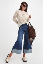 Jeansy damskie TWINSET. Jeansy damskie Twinset Milano. W wyprzedaży za 927.20 zł.
