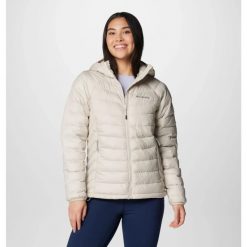 Kurtka puchowa damska Columbia Powder Lite II Hooded. Białe kurtki damskie Columbia, xs, bez wzorów, z puchu, bez kaptura. Za 479.99 zł.