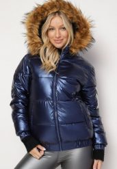 Granatowa Kurtka Althasia. Niebieskie kurtki damskie Born2be, na zimę, l, z aplikacjami, bez kaptura. Za 69.99 zł.