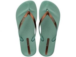Klapki plażowe Ipanema Anat Connect 83648 BD706. Zielone klapki damskie Ipanema, bez wzorów, z gumy, bez obcasa, bez zapięcia. Za 98.59 zł.