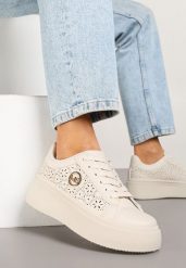 Jasnobeżowe Sneakersy na Platformie z Ażurowym Zdobieniem i Aplikacją Dalirnna. Brązowe obuwie sportowe damskie Renee, z jeansu, bez zapięcia. Za 74.99 zł.