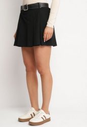 Czarne Plisowane Spódnico-Szorty z Wiskozą i Paskiem z Ekoskóry Lobilae. Czarne szorty damskie Born2be, bez wzorów, z wiskozy. Za 159.99 zł.