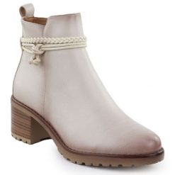 Botki ocieplane na klocku damskie beżowe Potocki Z25-SZ12690. Brązowe botki damskie POTOCKI, ze skóry ekologicznej, eleganckie, bez obcasa, bez zapięcia. Za 189.99 zł.