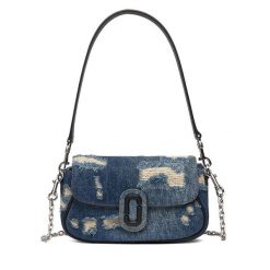 Torebka Marc Jacobs. Niebieskie torebki klasyczne damskie Marc Jacobs, z denimu, bez dodatków. Za 1,039.00 zł.