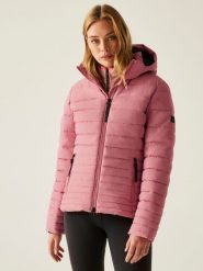 Regatta Kurtka pikowana "Kelane" w kolorze jasnoróżowym rozmiar: 44. Różowe kurtki damskie Regatta, bez wzorów, bez kaptura. Za 240.43 zł.