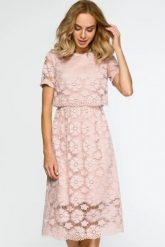 Sukienka na wesele koronkowa lekko rozkloszowana midi pudrowy róż. Czerwone sukienki damskie MOE, bez wzorów, z elastanu, wizytowe, bez ramiączek. Za 369.00 zł.