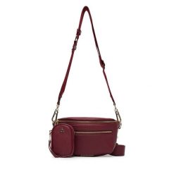 Torebka Steve Madden. Czerwone listonoszki damskie Steve Madden, bez wzorów, bez dodatków. Za 319.99 zł.